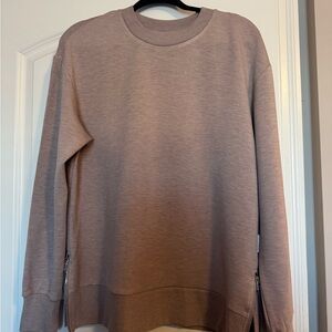 Varley Gabriella Sweat *NWT*